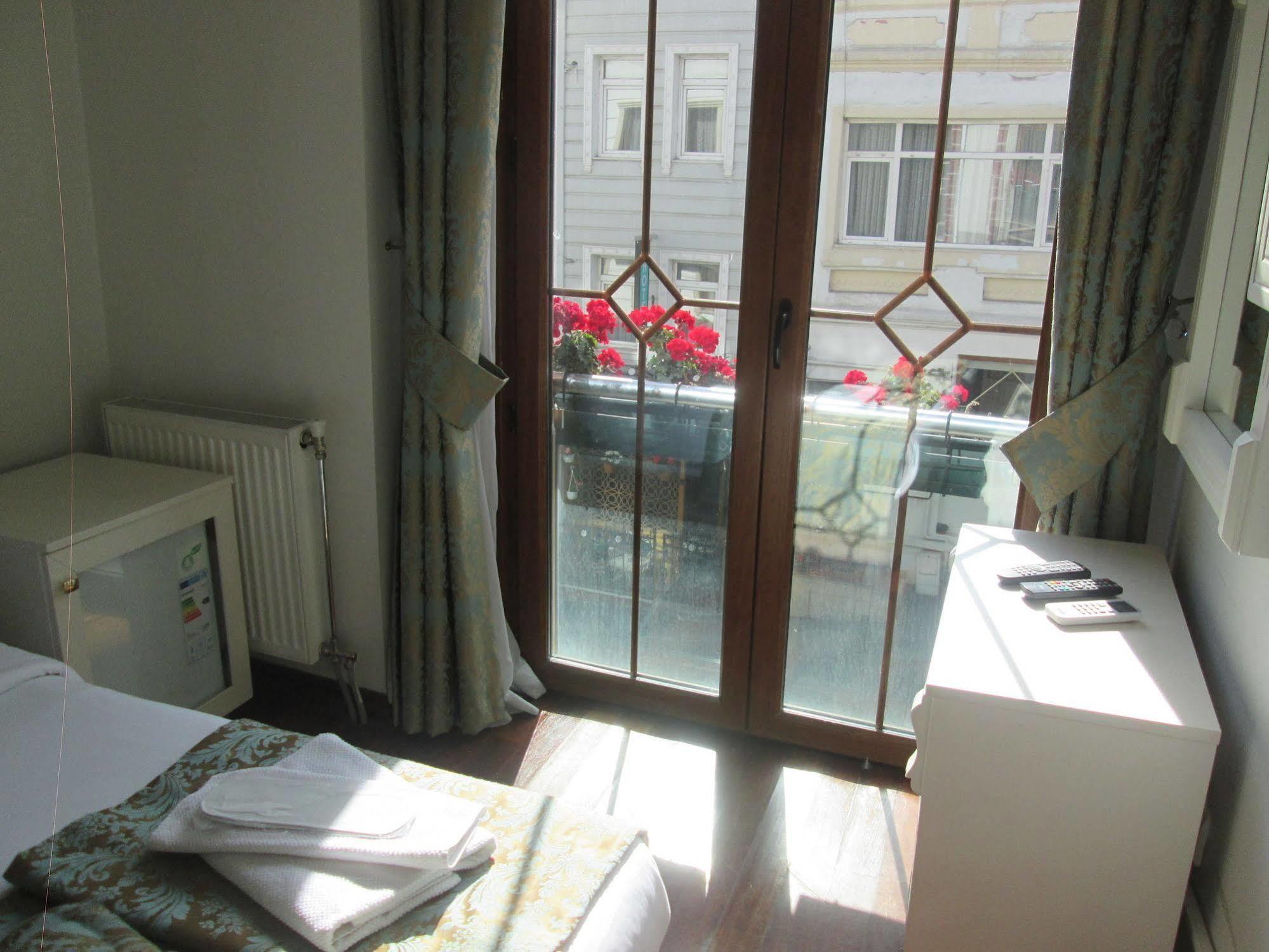 La Petite Maison Hotel Estambul Exterior foto