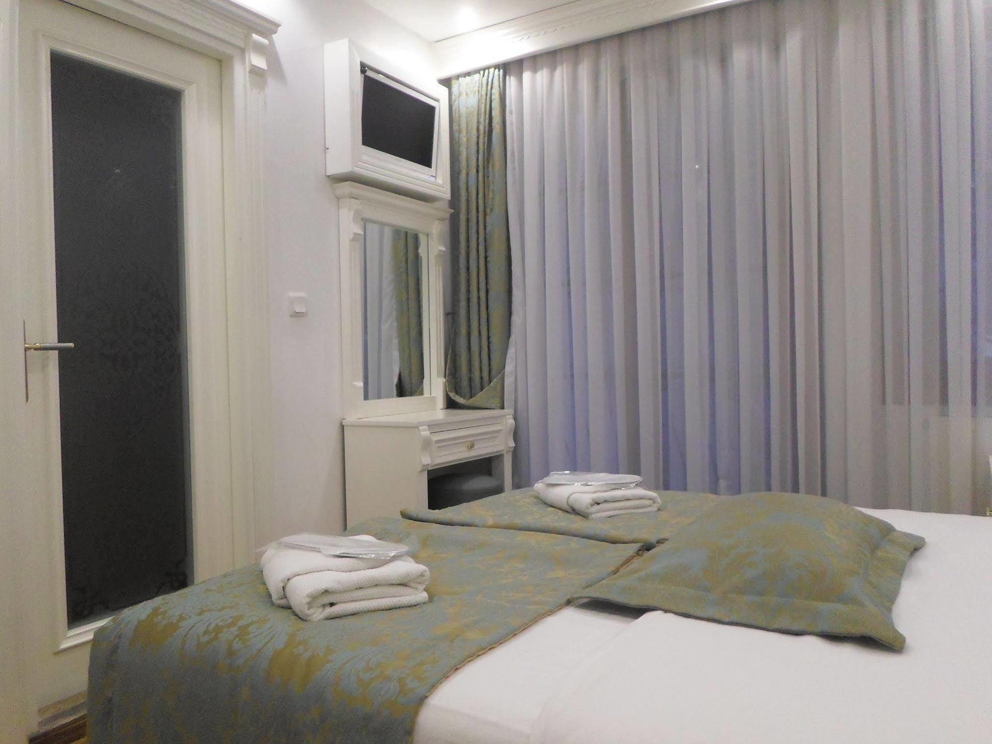 La Petite Maison Hotel Estambul Exterior foto